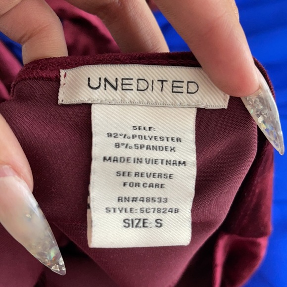 Burgundy Velvet Dress - Picture 3 of 3